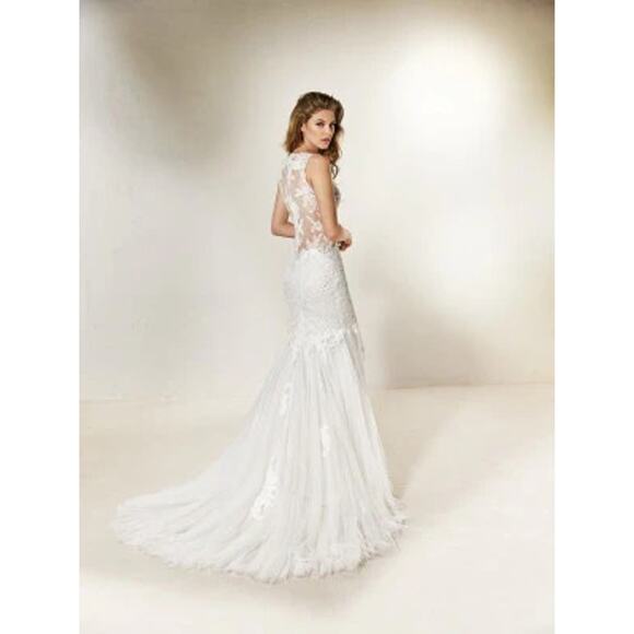 NEW Pronovias Chanai Wedding Gown Sheer Back Dress Lace Embroidered  Mermaid 10 - Picture 1 of 16